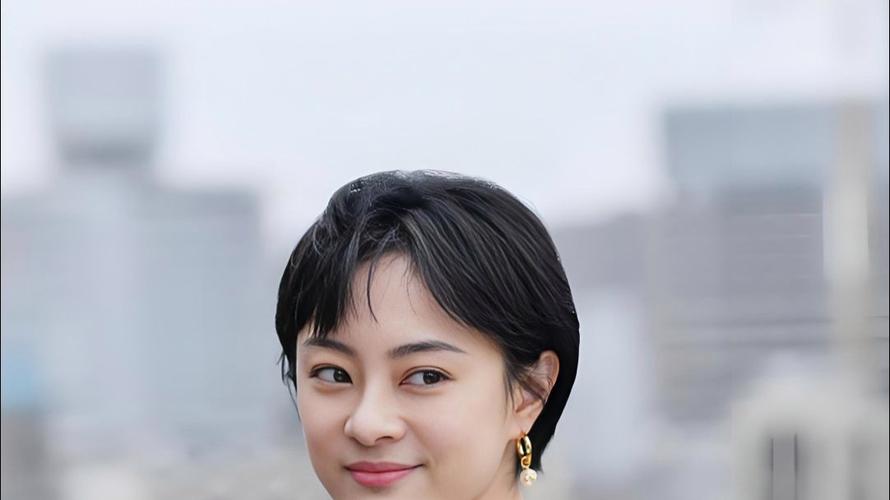 澳门6合开奖结果和孙俪唇下痣没了与孙俪嘴唇的痣